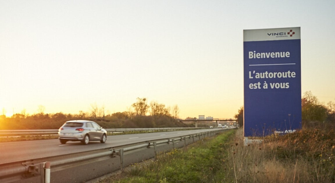 Péages d'autoroutes : combien gagnent vraiment Vinci, Eiffage et Abertis ?