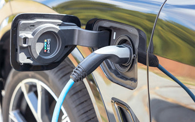 Canicule et voiture électrique : comment préserver l'autonomie de votre batterie ?